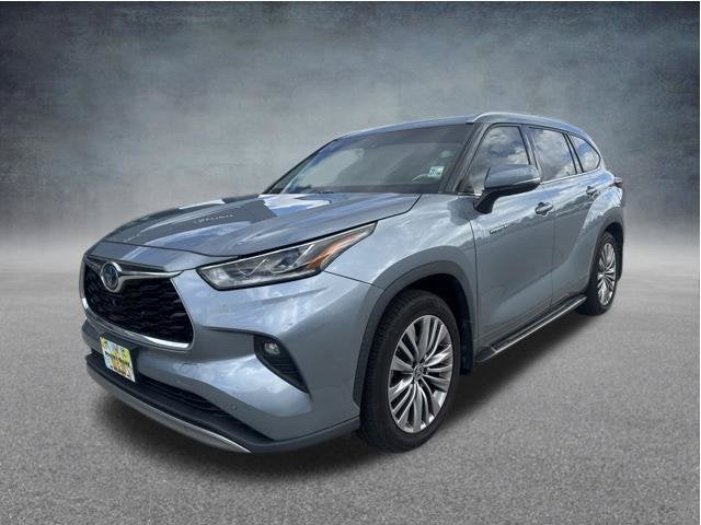 2021 Toyota Highlander Hybrid Platinum