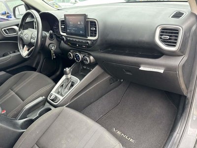 2022 Hyundai Venue SEL