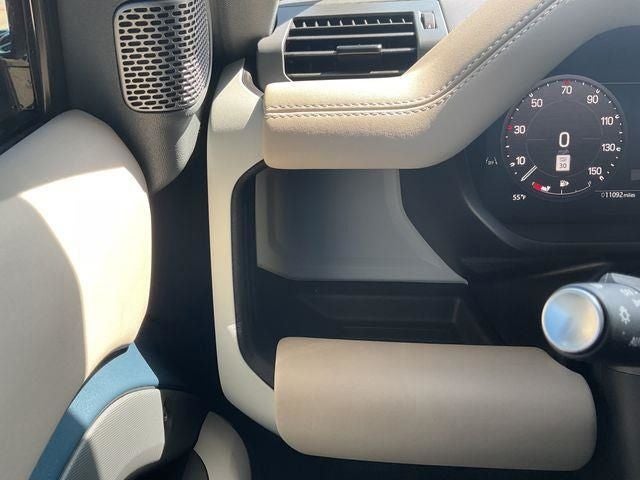 2024 Land Rover Defender S