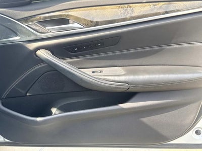 2018 BMW 5 Series 540i