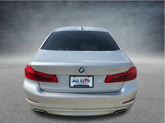 2018 BMW 5 Series 540i
