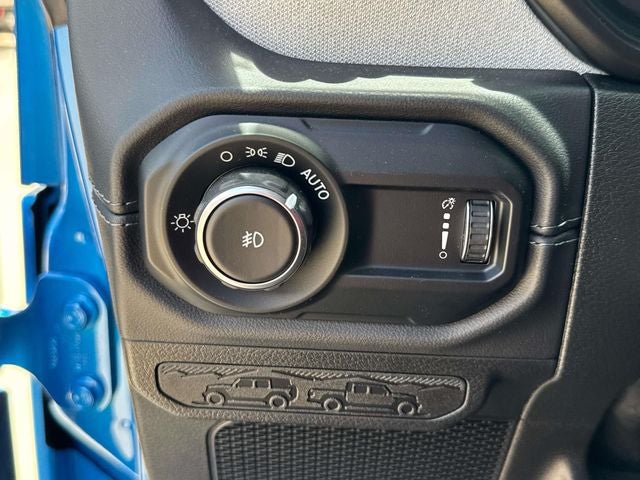 2024 Jeep Wrangler 4-Door Sahara 4x4