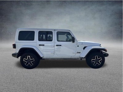2025 Jeep Wrangler 4-Door Sahara 4x4