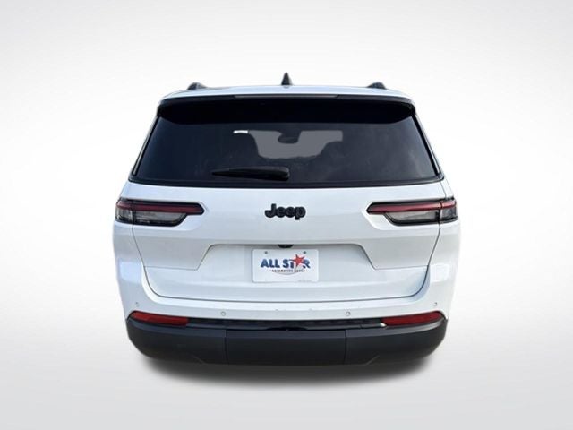 2023 Jeep Grand Cherokee L Altitude 4x2