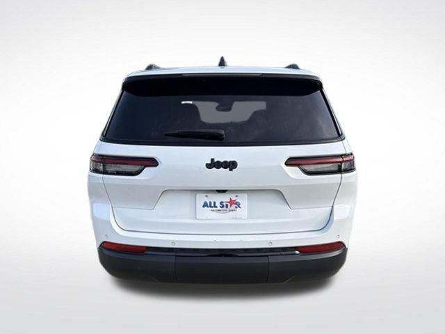 2023 Jeep Grand Cherokee L Altitude 4x2