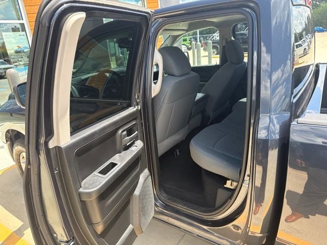 2019 RAM 1500 Classic Tradesman Quad Cab 4x2 6'4' Box