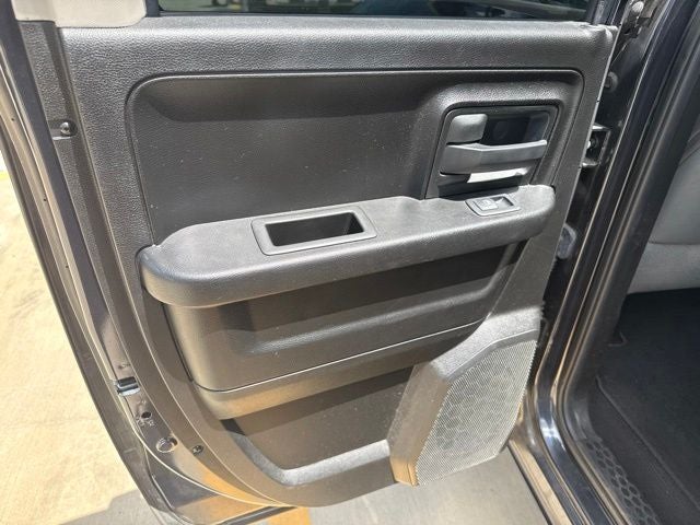 2019 RAM 1500 Classic Tradesman Quad Cab 4x2 6'4' Box