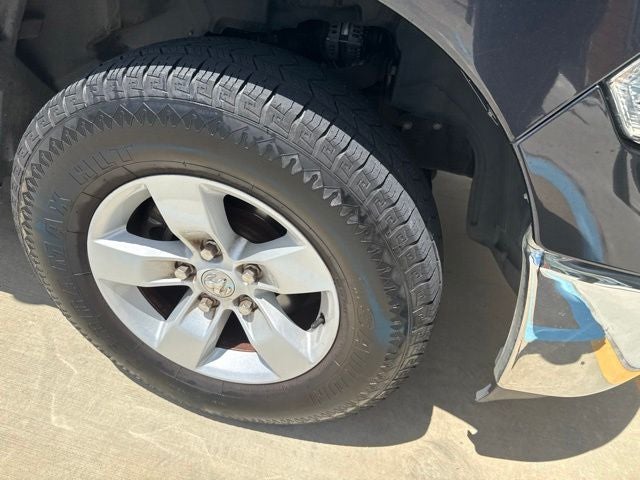 2019 RAM 1500 Classic Tradesman Quad Cab 4x2 6'4' Box