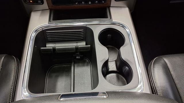 2018 RAM 1500 Laramie Crew Cab 4x4 5'7' Box