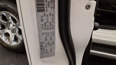 2018 RAM 1500 Laramie Crew Cab 4x4 5'7' Box