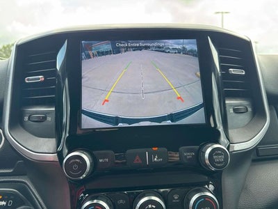 2022 RAM 1500 Big Horn Quad Cab 4x2 6'4' Box