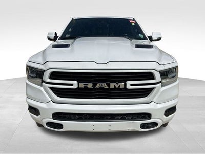 2022 RAM 1500 Laramie Crew Cab 4x2 5'7' Box