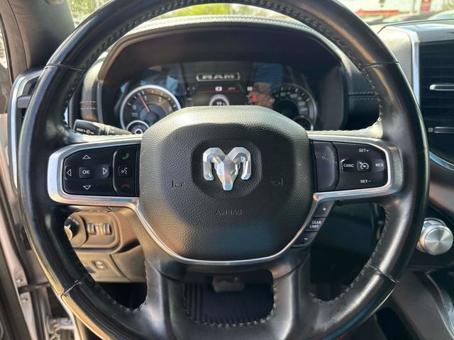 2022 RAM 1500 Laramie Crew Cab 4x2 5'7' Box