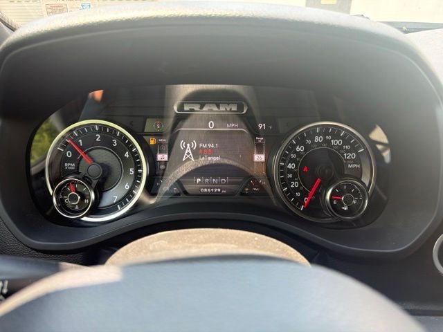 2023 RAM 1500 Big Horn Crew Cab 4x4 5'7' Box