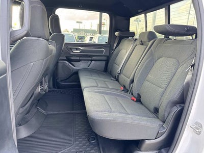 2020 RAM 1500 Big Horn Crew Cab 4x4 5'7' Box