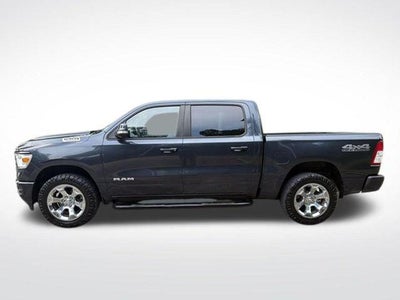 2020 RAM 1500 Big Horn Crew Cab 4x4 5'7' Box