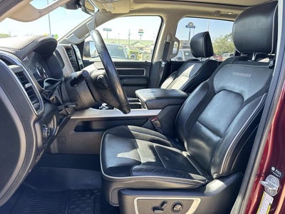 2022 RAM 1500 Laramie Crew Cab 4x4 5'7' Box