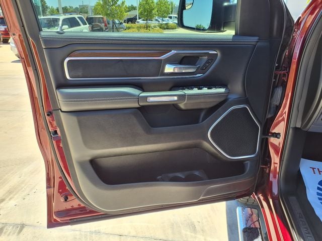 2021 RAM 1500 Laramie Crew Cab 4x4 5'7' Box