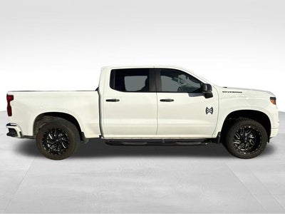 2022 Chevrolet Silverado 1500 2WD Crew Cab Short Bed Custom