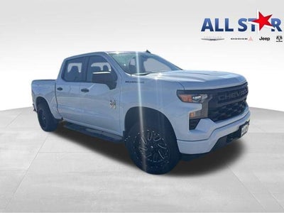 2022 Chevrolet Silverado 1500 2WD Crew Cab Short Bed Custom