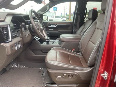 2023 GMC Sierra 1500 4WD Crew Cab Short Box Denali
