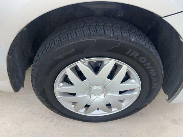 2006 Toyota Sienna Base