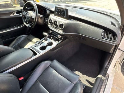 2019 Kia Stinger GT1
