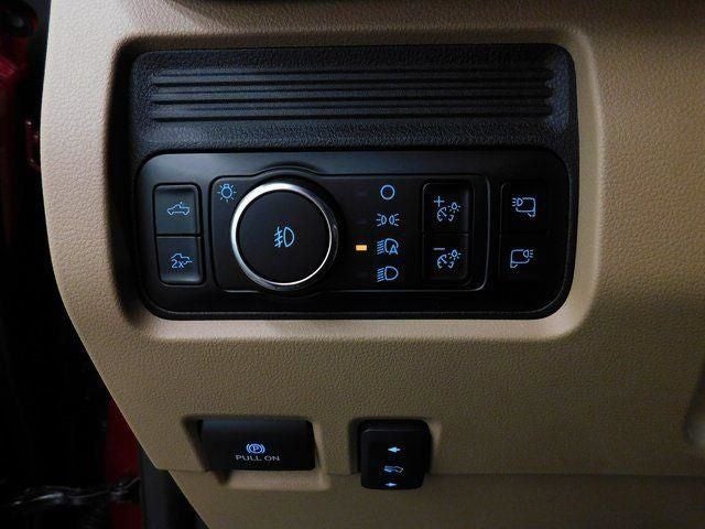 2025 Ford F-450SD Lariat DRW