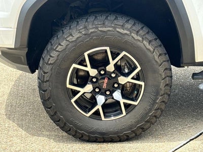 2023 GMC Canyon AT4X