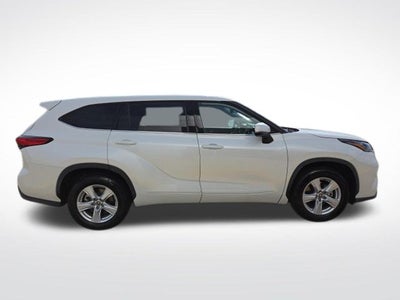 2020 Toyota Highlander LE