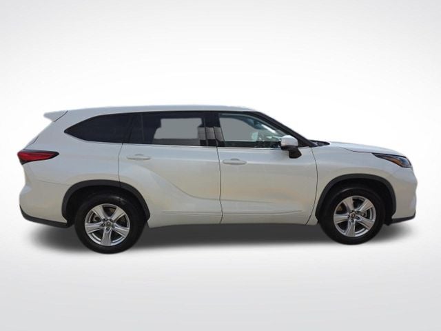 2020 Toyota Highlander LE