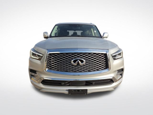 2023 INFINITI QX80 LUXE