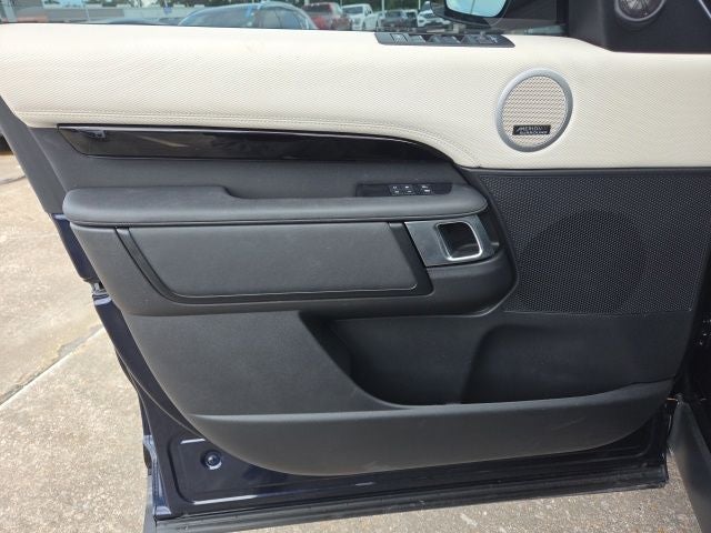 2023 Land Rover Discovery HSE R-Dynamic