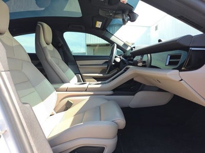 2025 Porsche Taycan Base