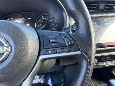 2022 Nissan Kicks SV