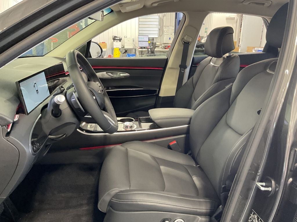 2026 Genesis GV70 2.5T