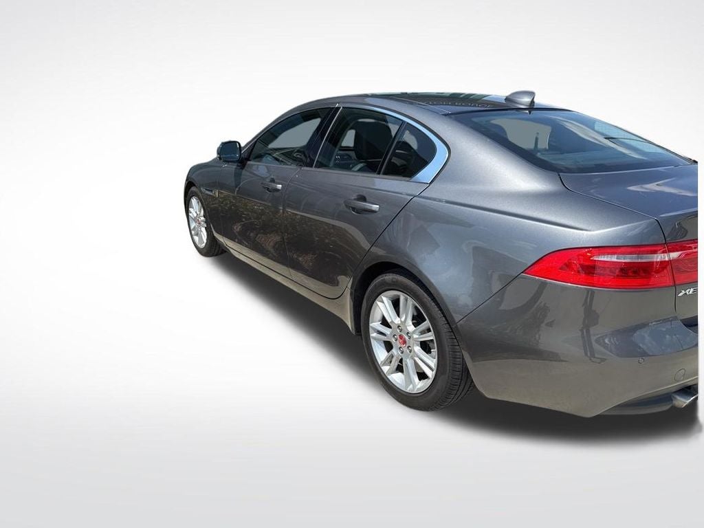 2018 Jaguar XE 25t Premium