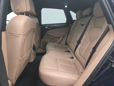 2023 Porsche Macan Base