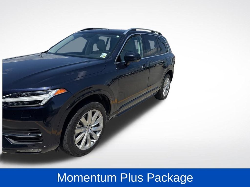 2016 Volvo XC90 T6 Momentum