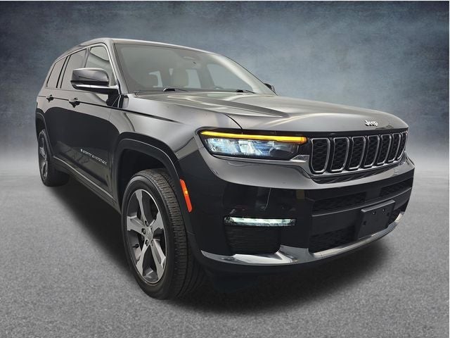 2023 Jeep Grand Cherokee L Limited 4x4's photo