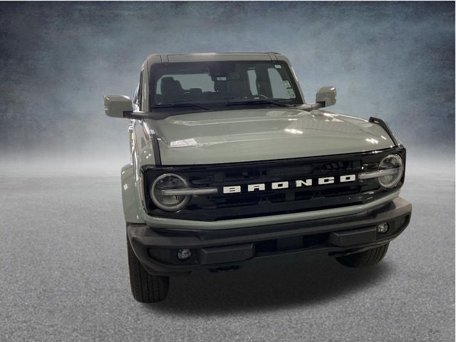 2024 Ford Bronco Outer Banks 4x4's photo