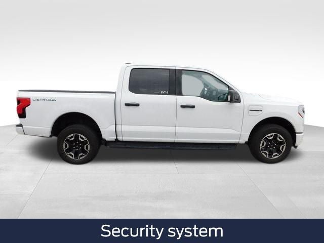 2023 Ford F-150 Lightning XLT