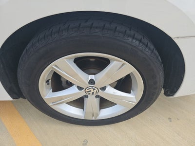 2014 Volkswagen Passat 1.8T SE
