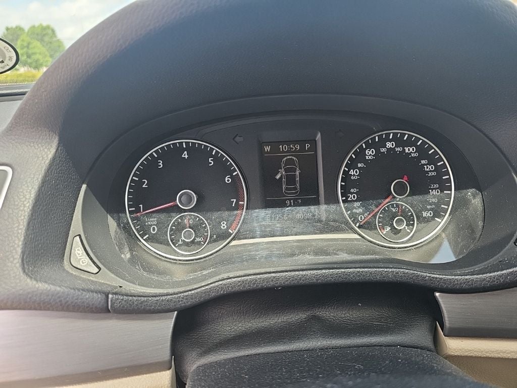 2014 Volkswagen Passat 1.8T SE