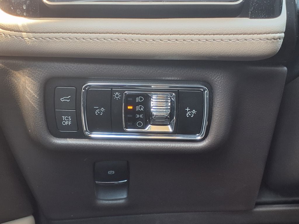 2022 Lincoln Nautilus Standard