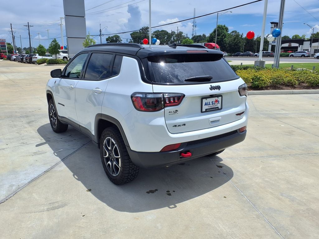 2025 Jeep Compass Trailhawk