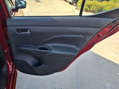 2025 Nissan Versa 1.6 SV