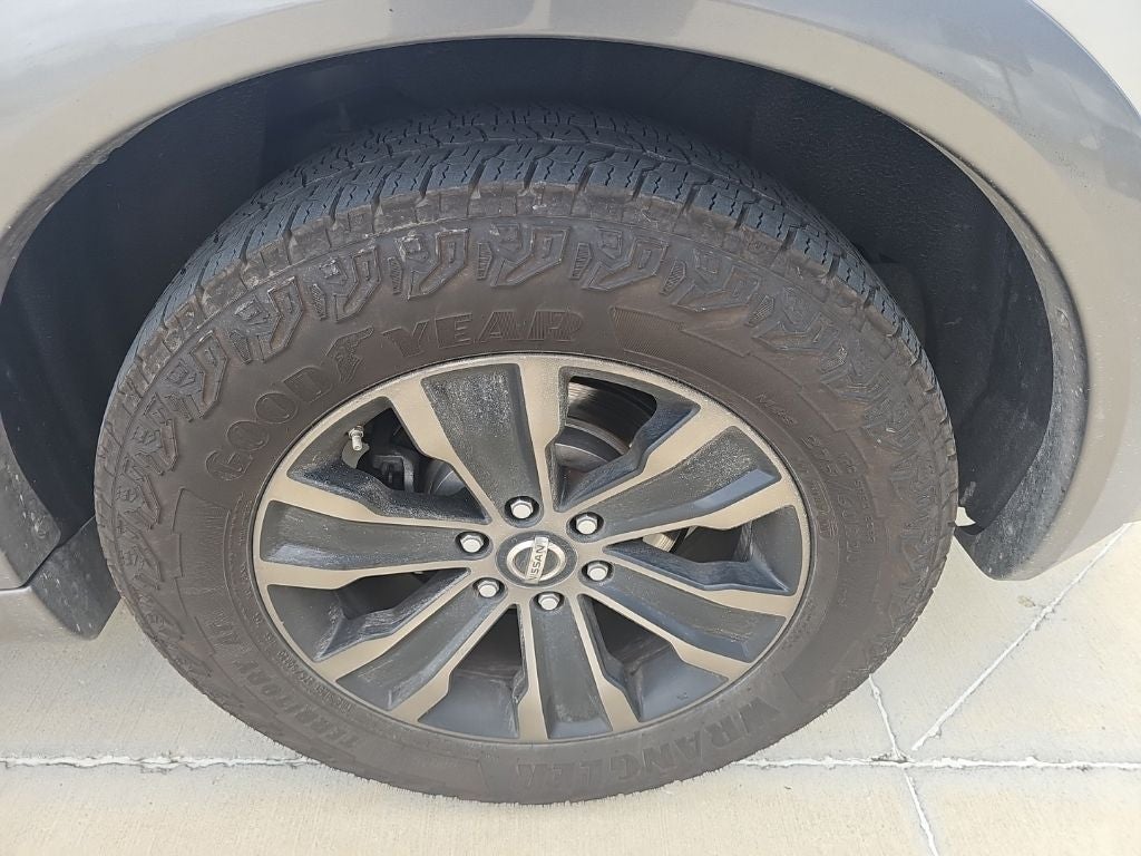 2017 Nissan Armada Platinum