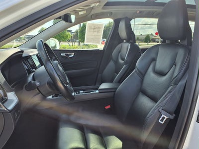 2019 Volvo XC60 T5 Momentum