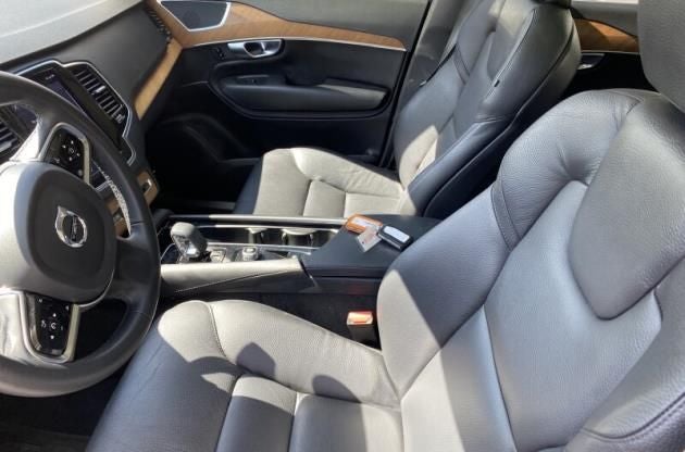 2024 Volvo XC90 B6 Plus Bright Theme 6-Seater